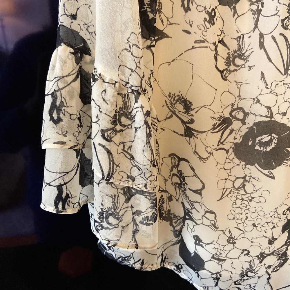 Talbots lined blouse - Picture 3 of 3